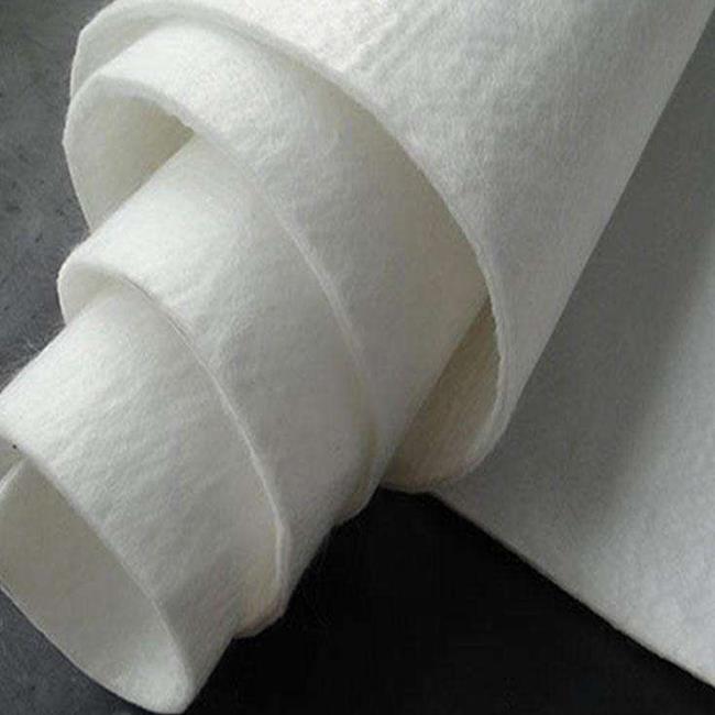 عرضه ی الیاف پلی استر متری: